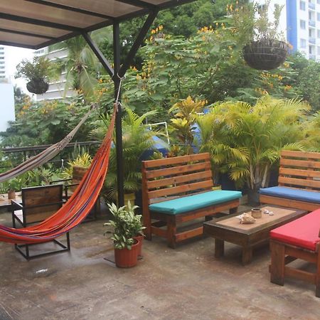 Eden'S Garden Hostel Panama City Exteriör bild