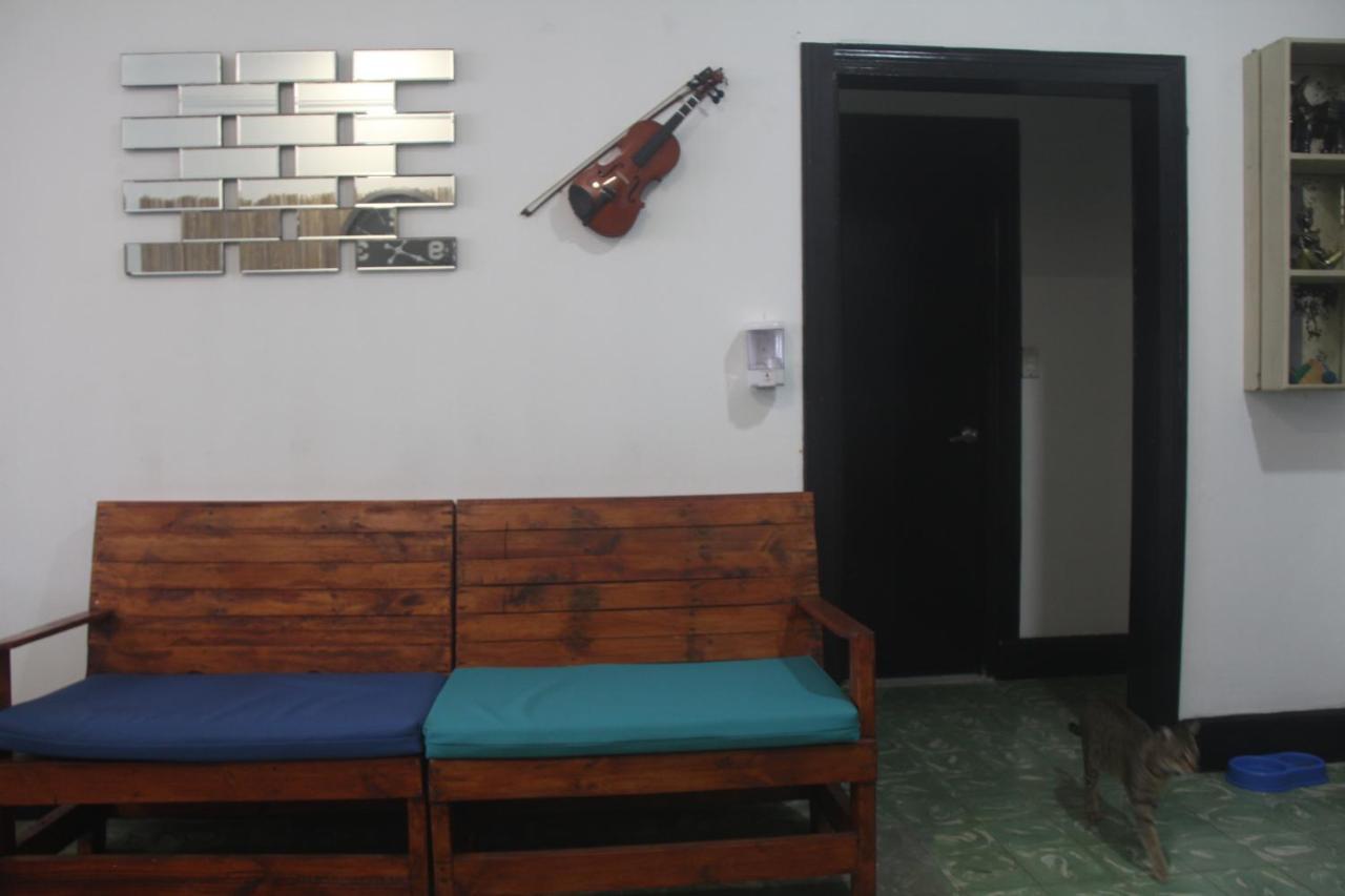 Eden'S Garden Hostel Panama City Exteriör bild