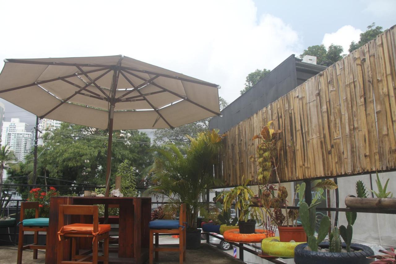 Eden'S Garden Hostel Panama City Exteriör bild