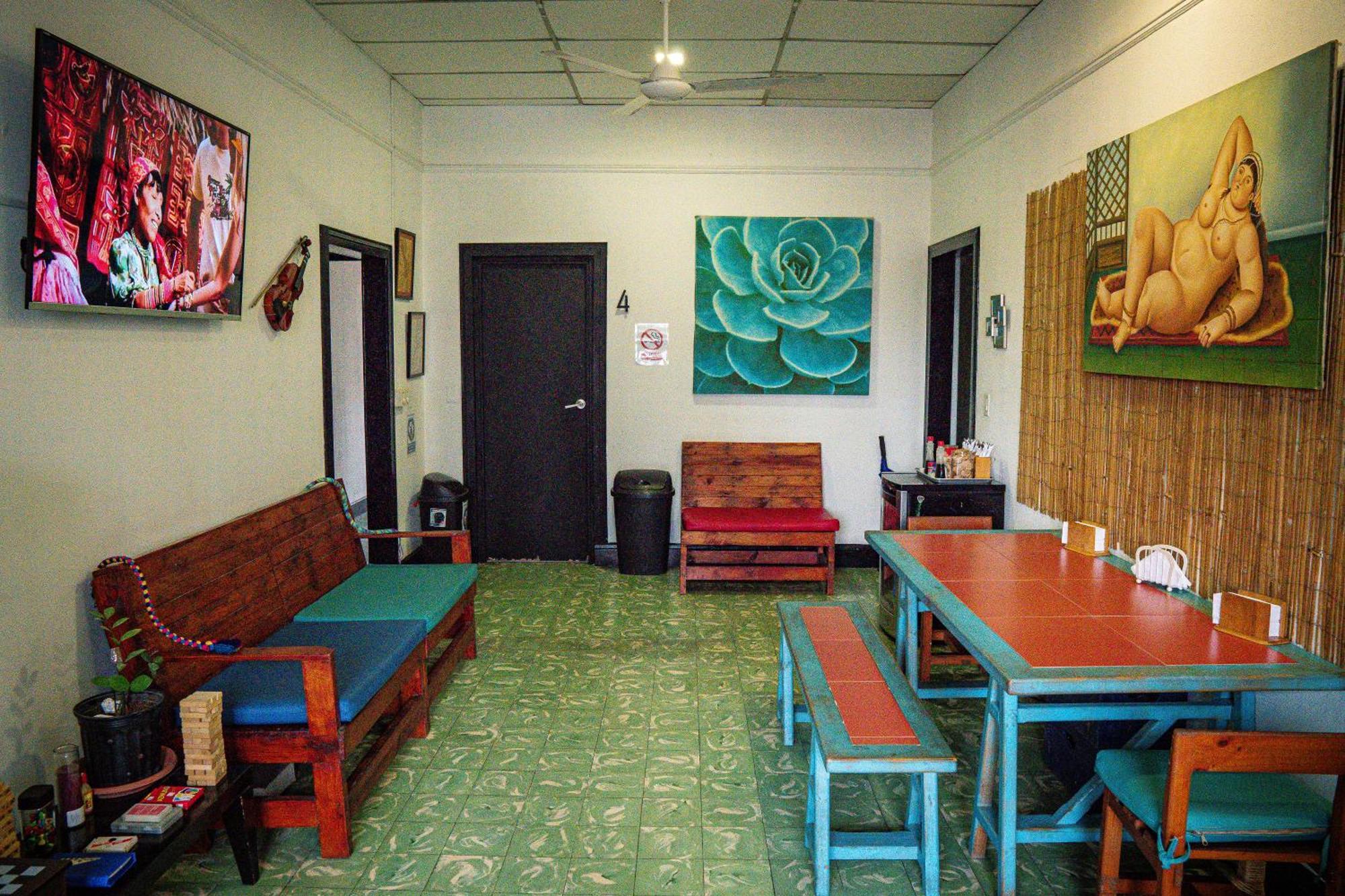 Eden'S Garden Hostel Panama City Exteriör bild