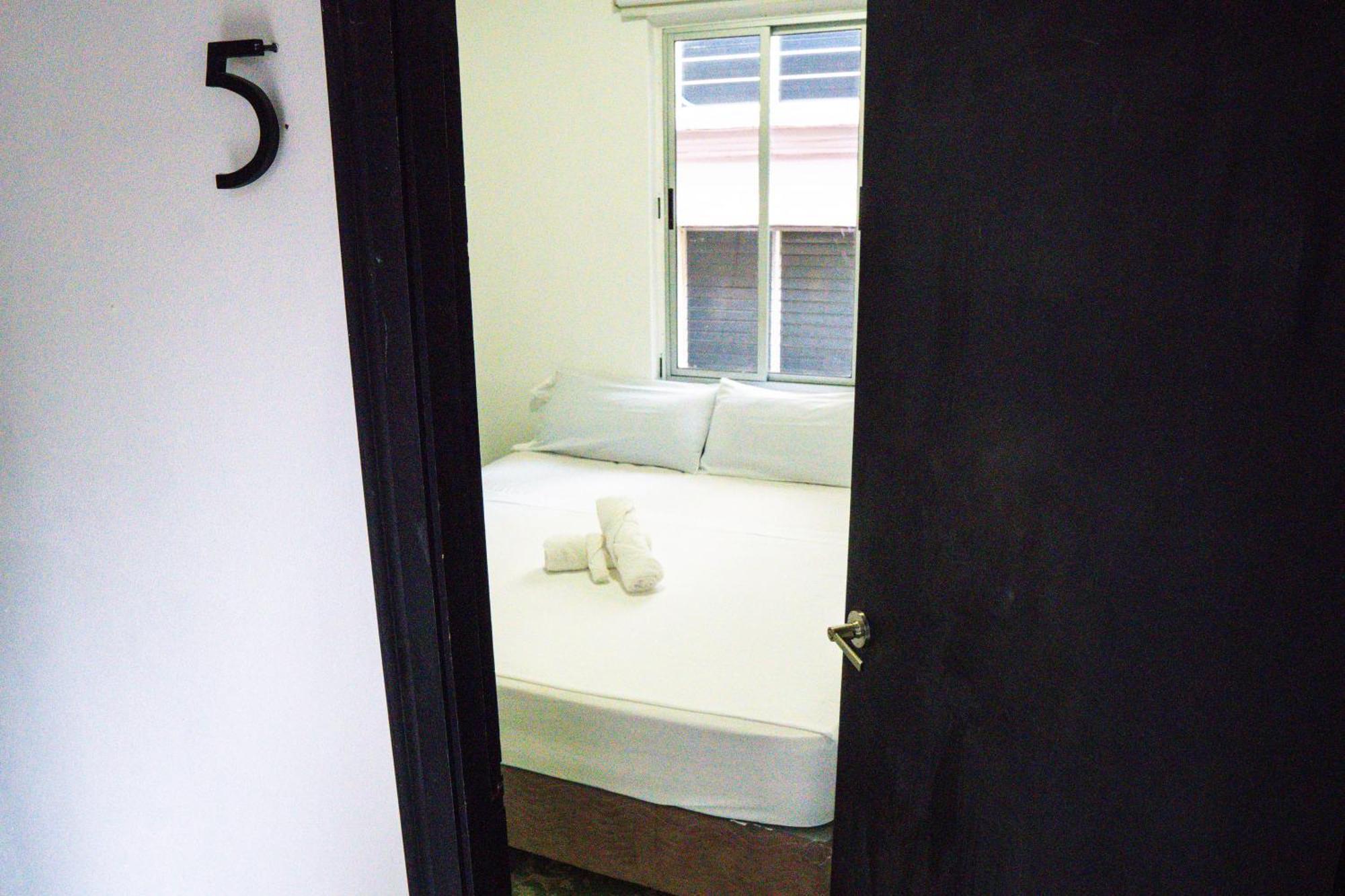 Eden'S Garden Hostel Panama City Exteriör bild